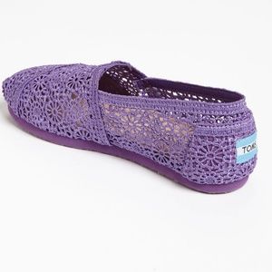 Toms Crochet Slip-On